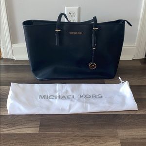 Michael Kors jet set travel tote bag
